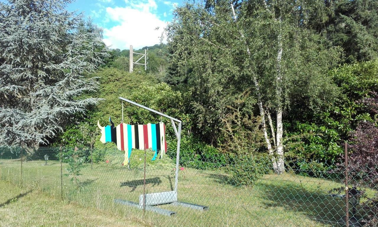 Appartement Meublé de tourisme La Jaulipière à Joursac Extérieur photo